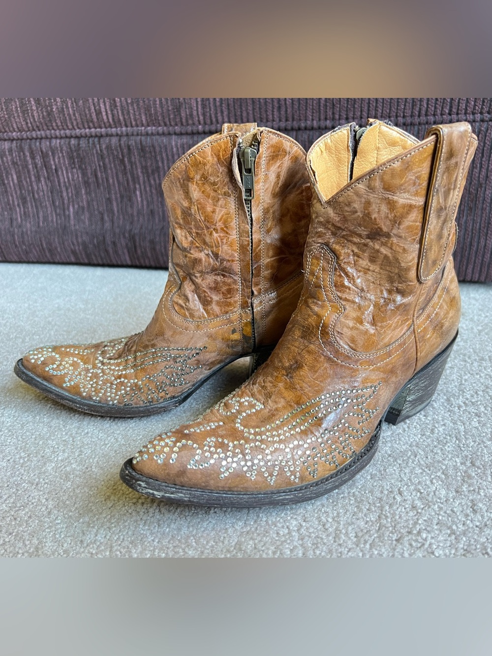 Price is firm- old gringo 8 SWAROVSKI crystal western cowboy ankle boots - Picture 1 of 9